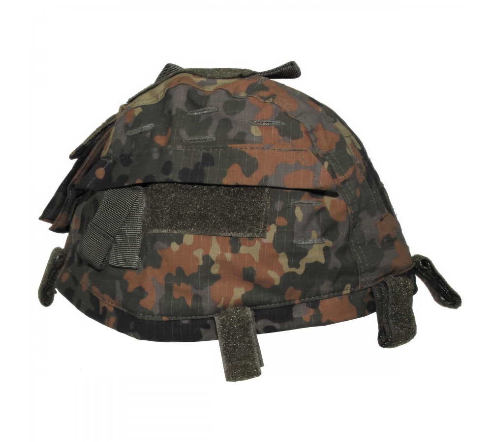 Helmbezug mit Taschen größenverstellbar flecktarn